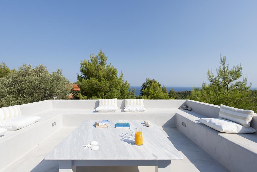 Anemolia Villas With Private Pools Near The Most Beautiful Beaches Of Alonissos Iszómata Kültér fotó